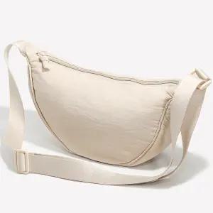 현앤미 반달모양 크로스백 만두백 숄더백 여행 나들이 다용도 가방