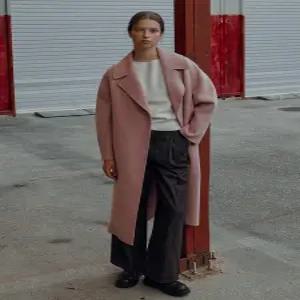 [온앤온]온앤온 와이드 카라 핸드메이드 울 코트 MW3WHB09