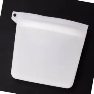 간식 보관 가방 강아지 급여 트릿백 소형 애완견 수납용 (WFK6LE3)