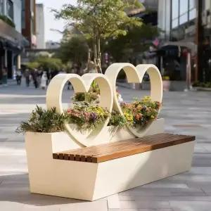 예쁜 대형 하트 야외 벤치 의자 등받이 조경 화분 원목 철제 포토존 카페 펜션 산책로