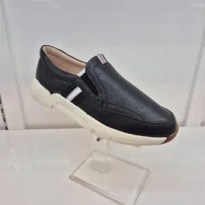 HC11 양가죽 여성화 초경량 세미케주얼 슬립온  A0M3U5V1319