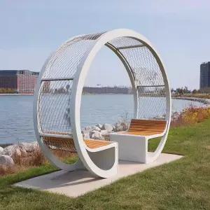 원형 액자 프레임 포토존 야외 벤치 의자 화이트 철제 공원 관광지 휴게소 대형 조형물