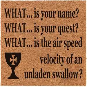 XLQHYH 재미있는 몬티 파이썬 데스 브릿지 질문 현관 장식 매트를 환영합니다. 개인 맞춤형 러그 헤비 듀티