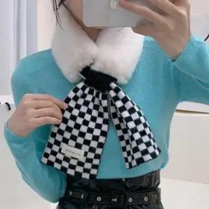 여자 따뜻한 에코 퍼목도리머플러 체커 부드러운 페이 WEDD6E6