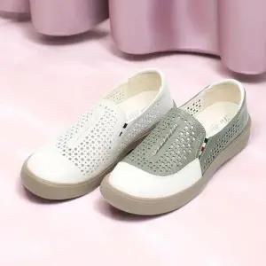 통풍성 푹신 펀칭 여성 슬립온 단화 발등밴딩 운동화 WF01E25