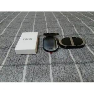 디올 화장품 핸드폰 부착 걸이 거울 재고 딱2개 (접착력 좋아요)