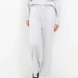 여성 간절기 데일리 밴딩 와이드 트레이닝팬츠 바지 밴딩조거팬츠