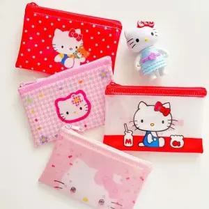 산리오 캐릭터 헬로키티 50주년 미니 레트로 파우치 산리오캐릭터파우치