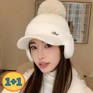 여자 겨울 골프 챙모자 방한 귀마개 방울 털