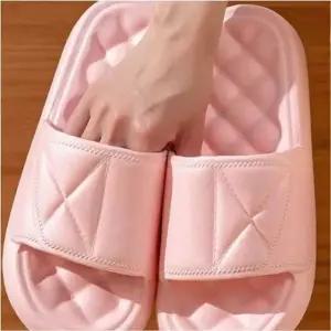 층간소음 방지 저소음 쿠션 실내화 통굽 사무실 슬리퍼 거실화 (WFKKQ19)