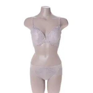 갤러리아 비비안 우아한 패치자수 푸쉬업브라 힙레이스팬티세트 BR984A/BP984A