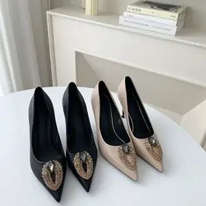 [엄지척]여자 085SEL82 스틸레토힐 펌프스힐 포인트 큐빅장식 뾰족코