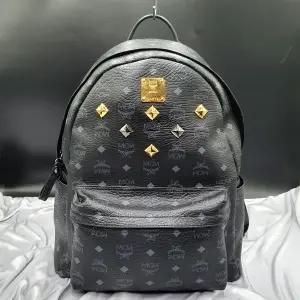 엠씨엠 비세토스 징장식 백팩 책가방 중고 가방 은피아노