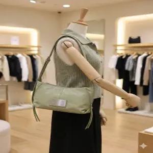 마뗑킴 matinkim SIDE ZIPPER FABRIC TWO WAY BAG IN KHAKI