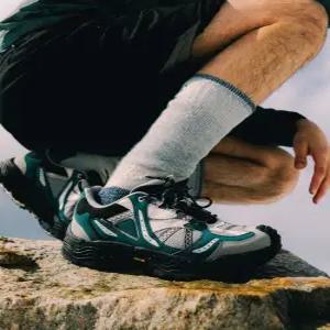 남녀공용 로우컷 하이킹슈즈 호크 라이즈 FE4KX25700GRE