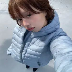 코드그라피 codegraphy 경량 후드 패딩스카이블루