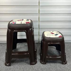 주방이모 신한 쿠션 사각의자 플라스틱 테라스 간이 보조 캠핑 야외 실내의자