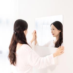 할메이드 붙이는 아크릴 거울 벽걸이 안전 욕실 화장대 거울