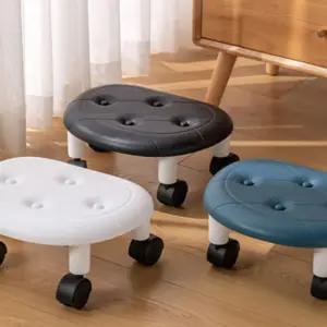 플라스틱 이동식 회전 앉는 낮은 의자 3컬러 청소 바닥 실내 바퀴 의자