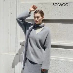 쏘울 25FW 라쿤 이중직 브이넥 풀오버[런칭 가격99,900원]