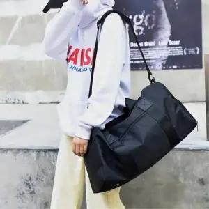 해외여행 캐리어결합백 가벼운 1박2일여행용 다용도 대용량 여행 보스턴 백 가방 소품 패션잡화