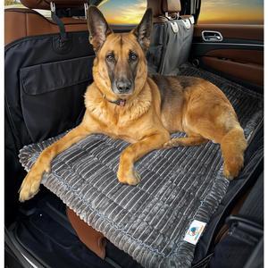 자동차 뒷좌석 익스텐더용 애펫스플래닛 반려견 침대 - 반려견용 미끄럼 방지 쿠션 자동차, 트럭, SUV용 여행용 플러시 반려동물 매트 토퍼 세탁기 세탁 패드 담요 검은색, 54인치 x 24.8인치