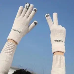 스마트 터치 팬더 장갑 털 겨울 중학생 작은손 모 귀여운 캐릭터 여성 기모 따뜻한 방한