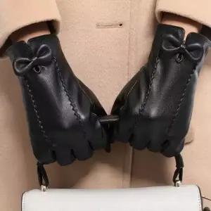 리본장식 가죽장갑 따뜻한 스마트터치 기모안감 여성