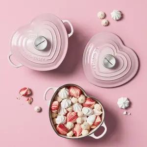 [르크루제][NEW단독쉘핑크/정가38만원] 하트 낮은 냄비 20cm -쉘핑크/샬럿