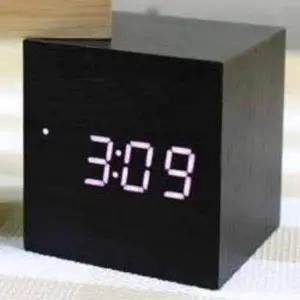 LED탁상시계 SEC004U4 무선탁상용전자시계 탁상시계 블랙