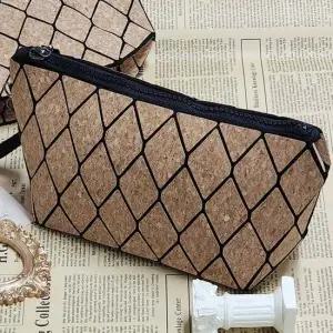 메이크업 코르크 패턴 메이크업 파우치 중