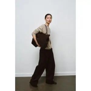 [정품] 자라 가방 데일리 출근 숄더백 ZARA 스웨이드 맥시 토트백 - 초콜렛