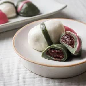 [리타방앗간] 국내산찹쌀 쑥 복분자로 만들어 예쁜 굳지 않는 바람떡 1kg 팥앙금