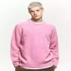 [국내백화점]  헤지스 맨 [25FW] [시즌오프][셔틀랜드 울] 핑크 멜란지 쉐기독 크루넥 니트 HZSW5D407P2 부