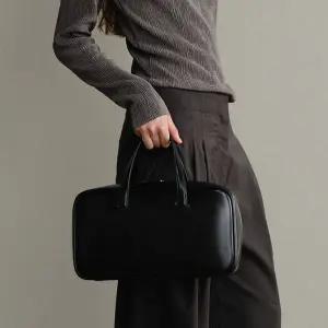 로서울 Large Tin square tote bag Glossy 블랙 805296