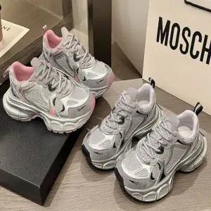 여자 587WPJ51 2컬러 메쉬 콤비 디자인 키높이 어글리 운동화