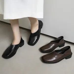 사뿐 [29CM단독] 레아넌 스퀘어 로퍼 (3.5cm)