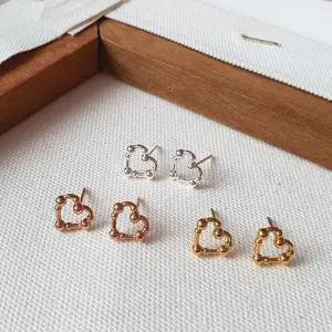 [셀러허브]여자 하트 스텐폼 쁘띠 우정링 귀여운 귀걸이 (S12393357)