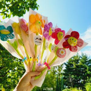 스마일 한송이 꽃다발 졸업식 입학식 학예회 발표회 졸업 입학 수료 답례품 (랜덤발송)