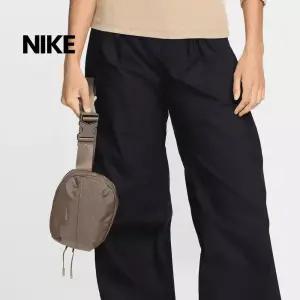 나이키 아우라 크로스바디백 2L (HM6120-214)