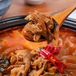 갤러리아 [맛딜] 국내산 돼지고기로 만든 순살 우거지 무뼈해장국 700gx4팩