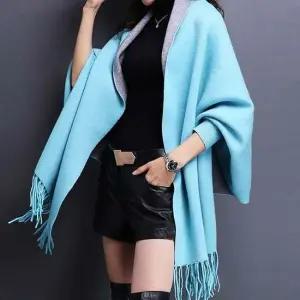 가디건 숄 블루그레이 어깨니트숄 망토 데일리룩 심플 데일리룩