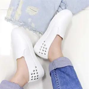 [오노마] ONM 저렴한 통굽 슬립온 워크샵 패션 코디 발이 편한 신발 (S8752010)