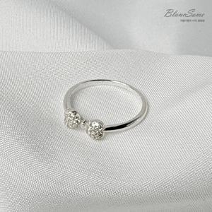 925실버 포인트 파베 큐빅 볼드 리본 하트 은반지