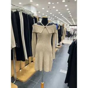 [에고이스트]EQ4KO060스트랩포인트슬림골지미니니트원피스_DJ