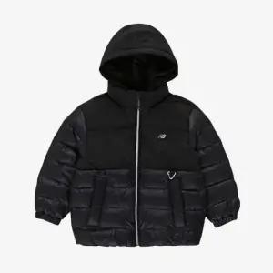 뉴발란스키즈패딩 PQC NK9QF4104U-19 ALLDAY DOWN 카라비너 다운 (덕)