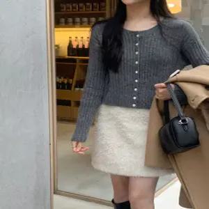 라린 골지 가디건