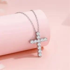 여성 큐빅 십자가 미니 목걸이
