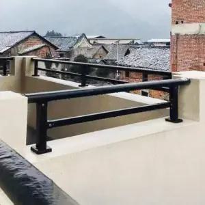 난간대 담장 발코니 울타리 안전 휀스 옥상 철제 베란다