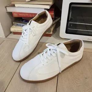 뮬블로퍼 여성뮬슬리퍼 여성슬리퍼 여성샌들 슬리퍼